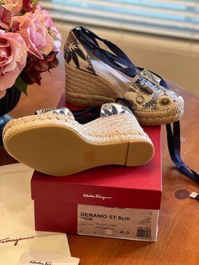 Salvatore Ferragamo Women Shoes - GERANIO ST 8cm - size 9